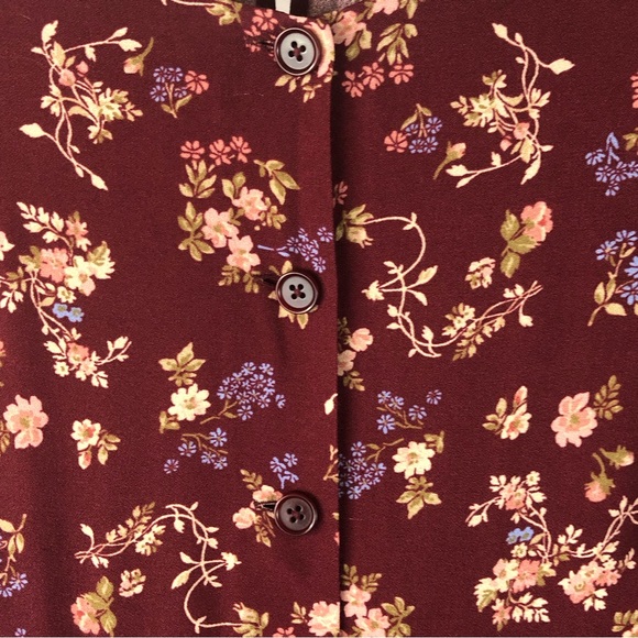 Women's Burgundy Floral Pattern Reformation Fauna Dress in Chantelle. Size 0 - Picture 14 of 16